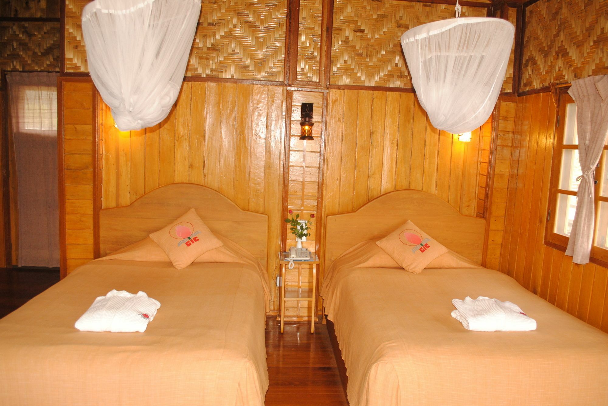 Golden Island Cottages Thale U Hotel Ywama Exteriér fotografie